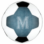 Monogram met grungy krijtbord blauwe achtergrond voetbal (Voorkant)