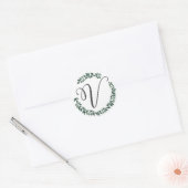 Monogram met letter V Minimaalistische botanische  Ronde Sticker (Envelop)