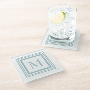 Monogram met vierkante rand van zeeglas en wit glazen onderzetter