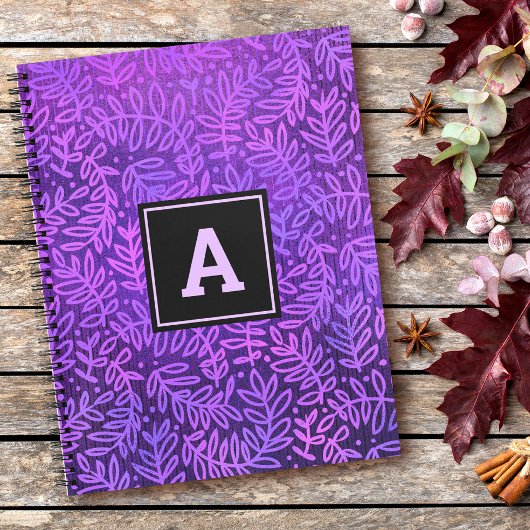 Monogram modern folieblad patroon paars notitieboek