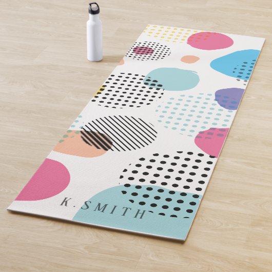 Monogram modern geometrisch cirkelpatroon yogamat (In situ)