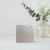 Monogram Modern Gold Silver Let op Sjabloon Vierkante Visitekaartje (Staand voorkant)