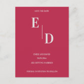 Monogram Modern Magenta Trouwdatum Save The Date Aankondigingskaart (Voorkant)