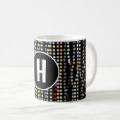Monogram mok H (Voorkant rechts)