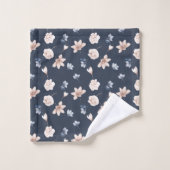 Monogram Naam Blush Pink Navy Blue Floral Bad Handdoek (Wasdoekje)