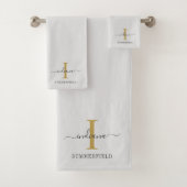 Monogram Naam minimalistisch Gold Grey Script Bad Handdoek (Insitu)