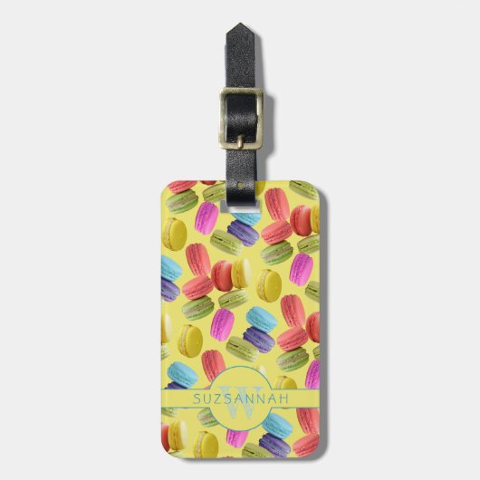 Monogram Naam Rainbow Macaron Cookies Pattern Bagagelabel (Voorkant verticaal)