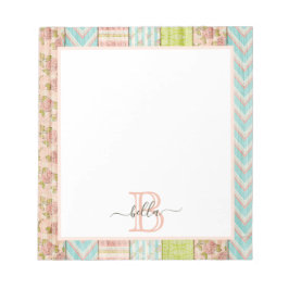 Monogram Naam Shabby-Rozen op bijtende houten kato Notitieblok