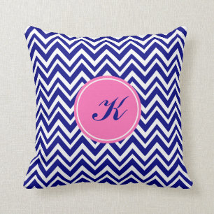 Monogram Navy Blue Chevron Pattern Kussen