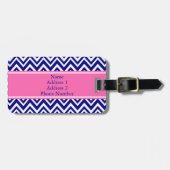 Monogram Navy Blue Chevron Pattern met Hot Pink Bagagelabel (Voorkant horizontaal)