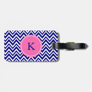 Monogram Navy Blue Chevron Pattern met Hot Pink Bagagelabel