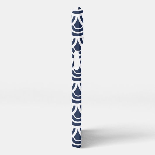 Monogram Navy Blue & White Fishscale Pattern iPhone Hoesje (Rechterkant)