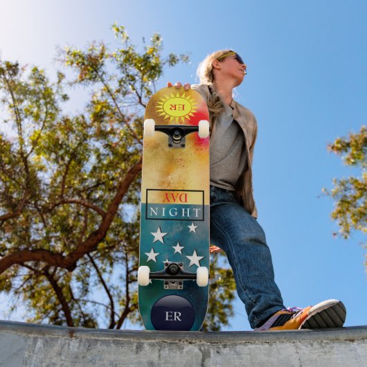 Monogram Night VS Day Skateboard (Buiten 1)