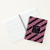 Monogram op fractale roze en zwart notitieboek (Binnen)