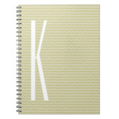 Monogram op Light Sage Green Mini Chevron Notitieboek (Voorkant)