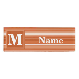 Monogram oranje strepen naambadge