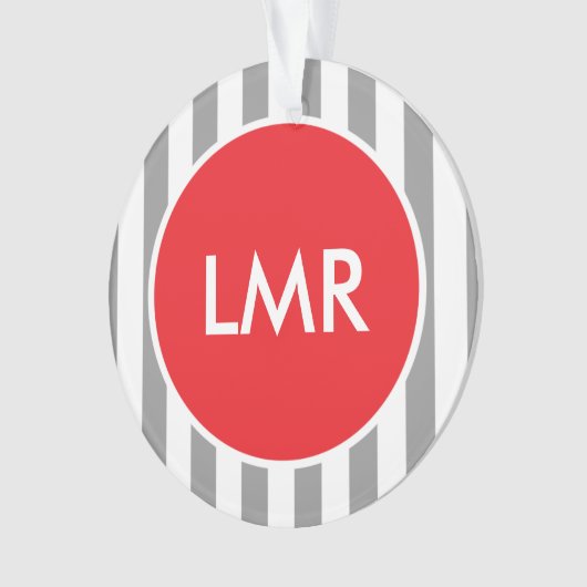 Monogram Ornament (voorkant)