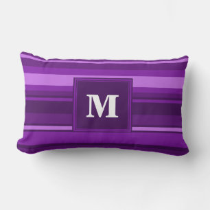Monogram paarse strepen kussen
