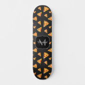 Monogram patroon pizza's skateboard (Voorkant)