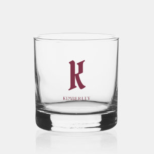 Monogram, rode oude stijl letter typografie whisky glas
