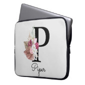 Monogram Roze Boho Bloemen Initiaal P Laptop Sleeve (Voorkant Links)