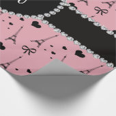 Monogram roze eiffeltorpatroon cadeaupapier (Hoek)