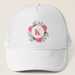 Monogram Roze en Witte Rozen Krans Cirkel Trucker Pet
