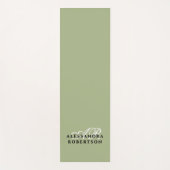 Monogram Sage Green Minimalist White Black Stylish Yogamat (Voorkant)