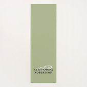 Monogram Sage Green Minimalist White Black Stylish Yogamat (Achterkant)