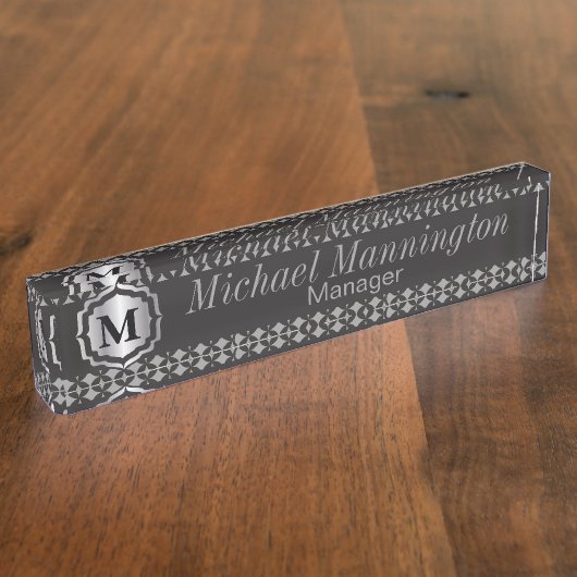 Monogram Silver Gray Pattern Naambordje (Zijkant)