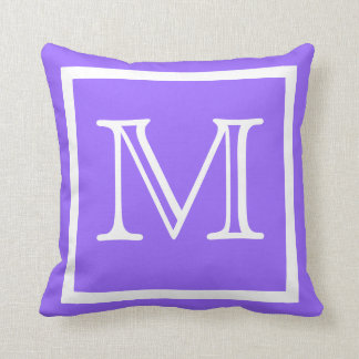 MONOGRAM Solid Color bright light Paars kussen