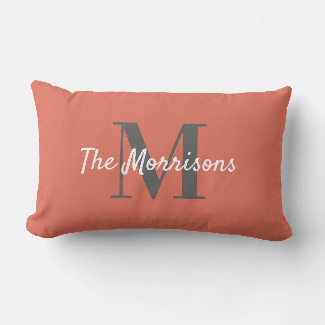 Monogram Solid Terracotta Kussen (Voorkant)