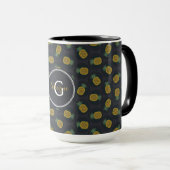 Monogram van de retro black gold pineappelpatronen mok (Voorkant rechts)