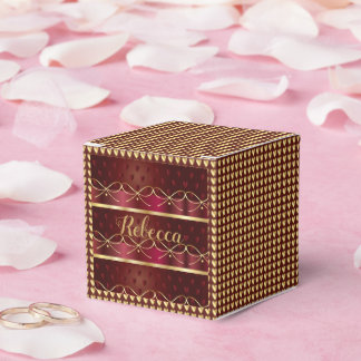 Monogram Vintage Burgundy Color Luxury Gold Decor Bedankdoosjes