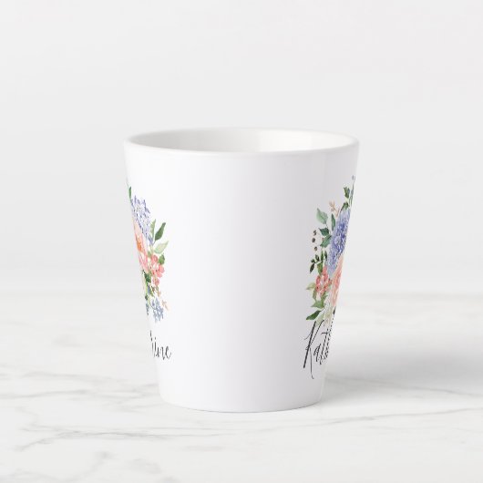 Monogram Waterverf Blauw Roze Lente Bloemen Latte Mok (Voorkant)