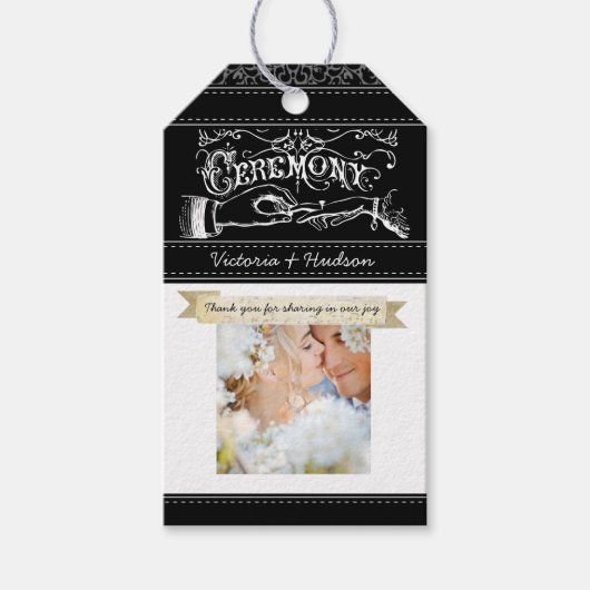 Monogram Weddenschap Foto Neutral Damask Pattern Cadeaulabel (Voorkant)