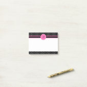 Monogram White en Black Polka Dot Pattern Post-it® Notes (Op bureau)