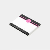 Monogram White en Black Polka Dot Pattern Post-it® Notes (Schuin)