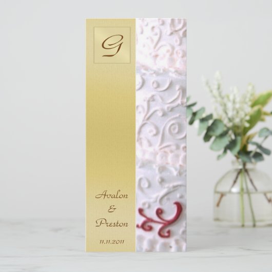 Monogram White Scroll Wedding Programme Invitation (Debout devant)