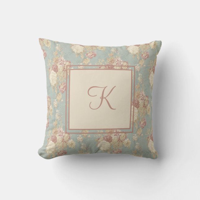 Monogram Wit en Roze Blush Rozen op Blauw  Kussen (Voorkant)