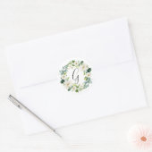 Monogram witte bloemkrans ronde sticker (Envelop)