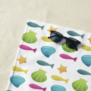 Monogram zeebaars vis en schelpdieren strandlaken