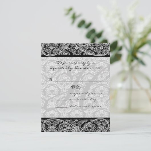 Monogram Zwart Damast Wedding Response RSVP (Staand voorkant)