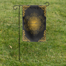 Monogram zwart en goud met decoratieve elementen