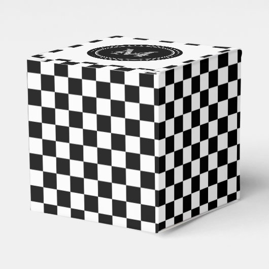 Monogram zwart wit schaakbordpatroon bedankdoosjes (Voorkant Zijde)