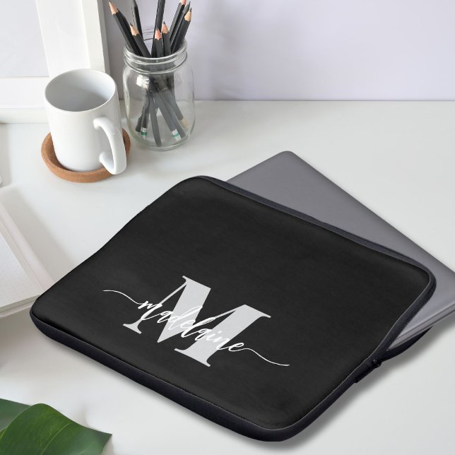 Monogram zwart zilver wit persoonlijk laptop sleeve (Creator heeft geüpload)