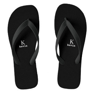 Monogram: zwarte en witte moderne teenslippers