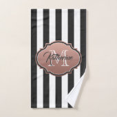 Monogram zwarte en witte strepen bad handdoek (Handdoek)