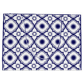 Monogramed Blauw & Wit Quatrefoil Patroon Large Cadeauzakje (Achterkant)