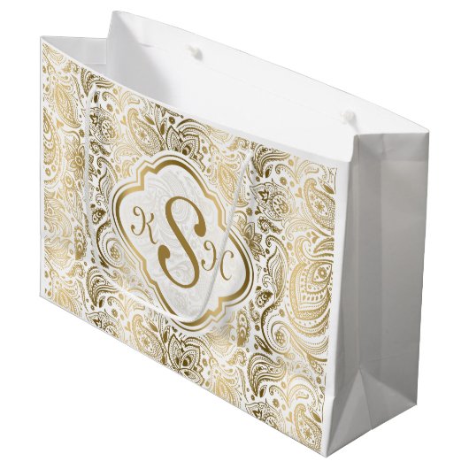 Monogramed Gold & White Paisley Pattern Groot Cadeauzakje (Voorkant Gekanteld)